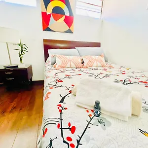 Apartaestudio En Usaquen Junto A Clinica Santa Fe Bogotá